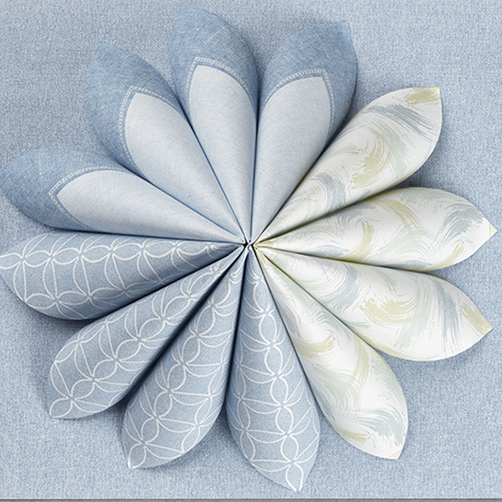 Papstar Servietten "ROYAL Collection" 1/4-Falz 40 cm x 40 cm arktikblau "Linum"