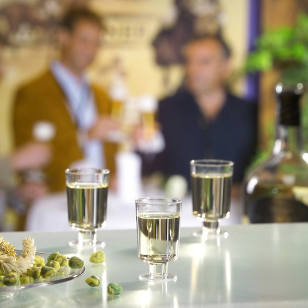 Papstar Stiel-Gläser für Schnaps, PS 4 cl Ø 3,8 cm · 6,3 cm glasklar einteilig